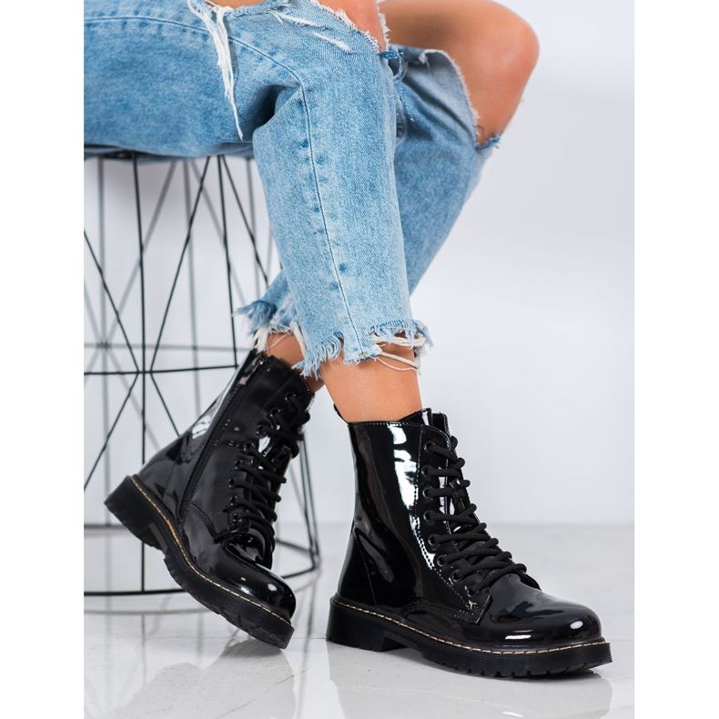 Small Swan Lakierowane Workery czarne 1