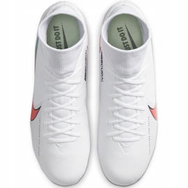 Buty piłkarskie Nike Mercurial Superfly 7 Academy FG/MG AT7946 163 białe białe 1