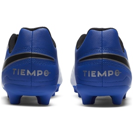 Buty piłkarskie Nike Tiempo Legend 8 Club FG/MG Junior AT5881 104 białe białe 4