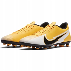 Buty piłkarskie Nike Mercurial Vapor 13 Club FG/MG AT7968 801 pomarańczowe żółte 3