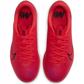 Buty piłkarskie Nike Mercurial Vapor 13 Academy Ic Junior AT8137 606 czerwone czerwone 1