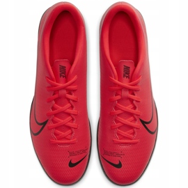 Buty piłkarskie Nike Mercurial Vapor 13 Club Tf AT7999 606 czerwone czerwone 1