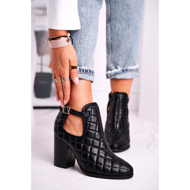 FB1 Botki Damskie Na Słupku Pikowane Z Wycięciami Czarne Dreams 2