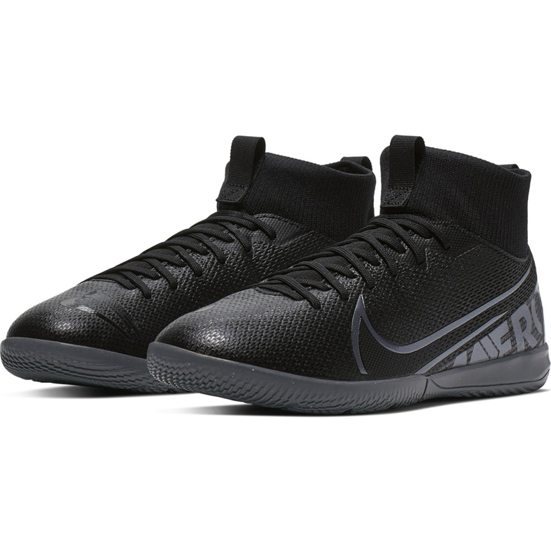 Buty piłkarskie Nike Mercurial Superfly 7 Academy Ic Junior AT8135 001 czarne czarne 1