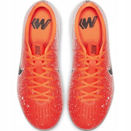 Buty piłkarskie Nike Mercurial Vapor 12 Academy Mg Jr AH7347 801 wielokolorowe czerwone 1