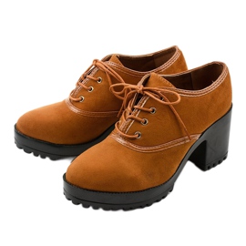 Camelowe botki sznurowane na klocku Clearfall brązowe 2