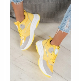 Ideal Shoes Casualowe Sneakersy Na Platformie żółte 1
