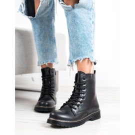 Small Swan Czarne Glany 2