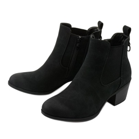 Czarne zamszowe botki na słupku Tarrenscribe 2