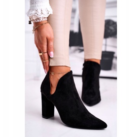 MSMG Damskie Botki Na Słupku Wycięte Czarne Voom 1