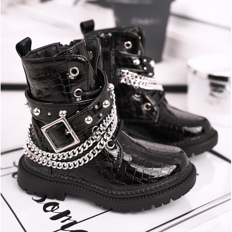 FRROCK Dziecięce Botki Ocieplone Futerkiem Lakierowane Czarne Dolly 1