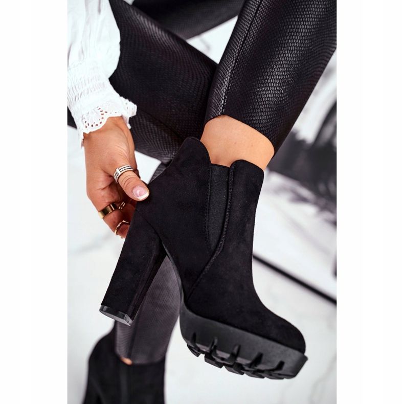 Botki Damskie Wsuwane Na Słupku Eko-Zamsz Czarne Berry 2