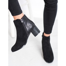 J. Star Czarne Botki Ze Wzorem 2