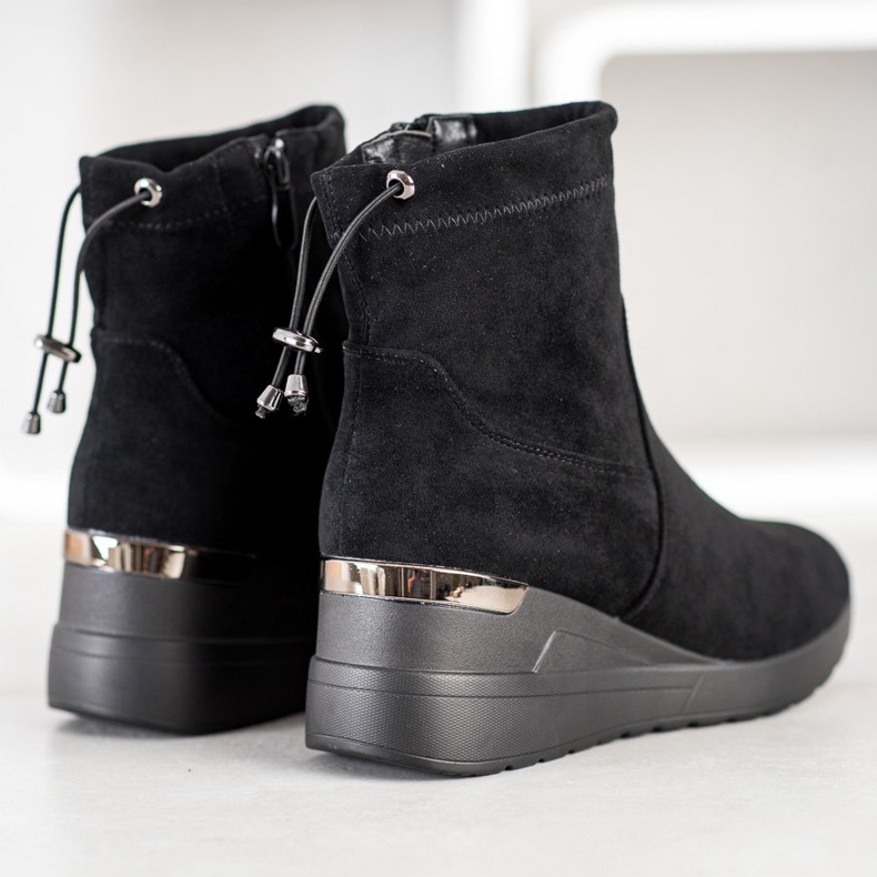 Camo Zamszowe Botki Na Koturnie czarne 1