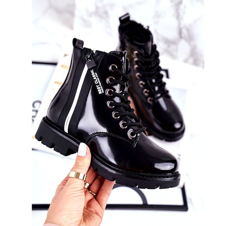 Vinceza Dziecięce Botki Ocieplane z Suwakiem Lakierowane Czarne Falkon 1