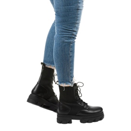 Czarne botki traperki na platformie Meadowcrest 1