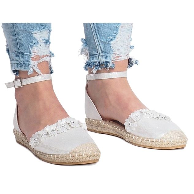 Srebrne espadryle z kwiatkami LL6271 srebrny 1