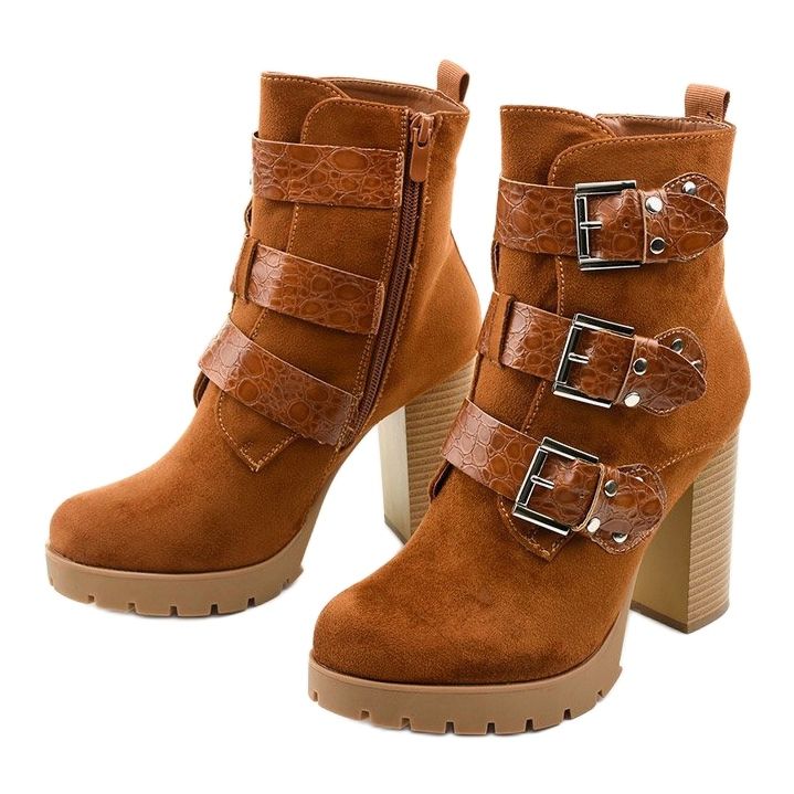 Brązowe zamszowe botki na słupku Lilybank 2