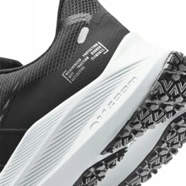 Buty biegowe Nike Zoom Winflo 7 Shield CU3870-001 czarne różowe 2