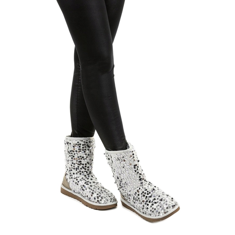 Srebrne botki ocieplane typu emu Stouteyes srebrny 1