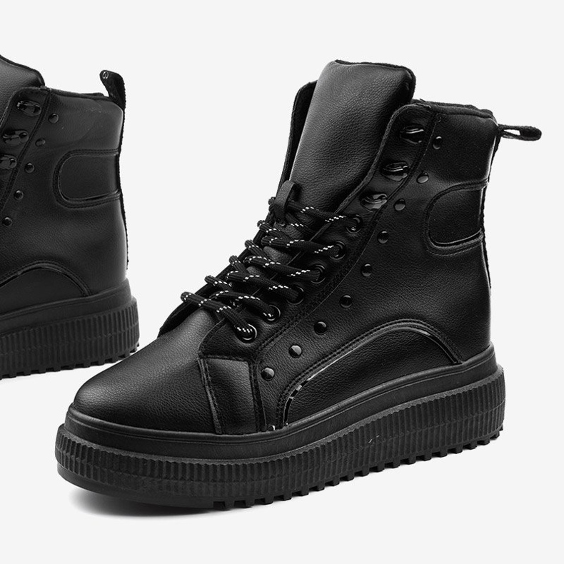 Czarne botki sportowe na platformie Aethireisis 1