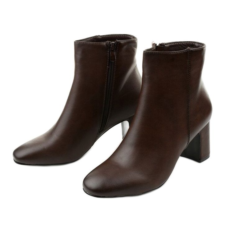 Brązowe botki z ekoskóry na słupku Nilandaley 2