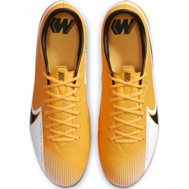 Buty piłkarskie Nike Mercurial Vapor 13 Academy SG-Pro Ac BQ9142 801 pomarańczowe pomarańczowe 1