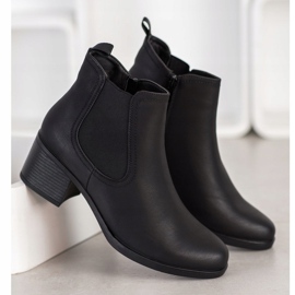 J. Star Botki Na Niskim Słupku czarne 2