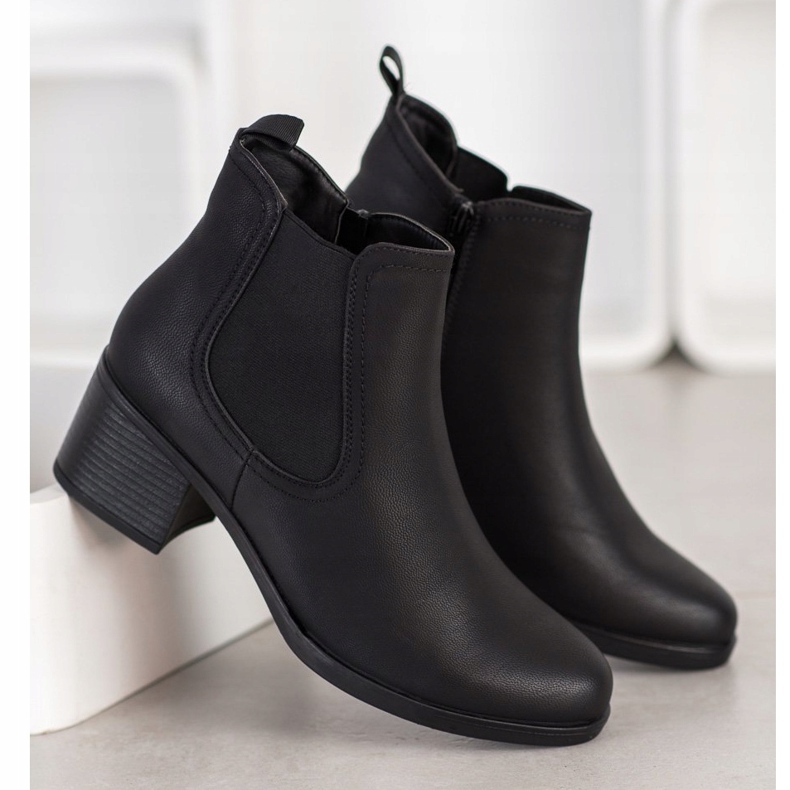 J. Star Botki Na Niskim Słupku czarne 2