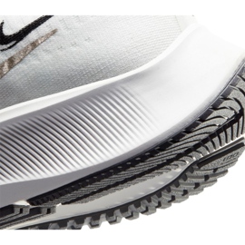 Buty biegowe Nike Air Zoom Pegasus 37 Premium W CZ2872-100 białe 1