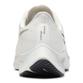 Buty biegowe Nike Air Zoom Pegasus 37 Premium W CZ2872-100 białe 3