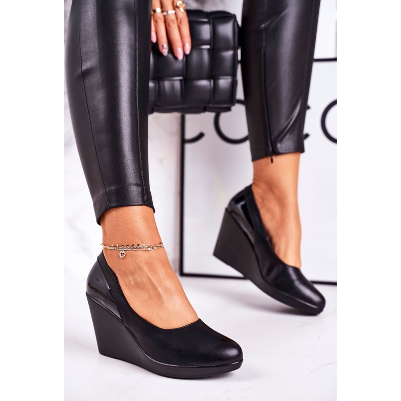 J.STAR But Damskie Klasyczne Czółenka Na Koturnie Lakierowane Czarne Ivonne 1