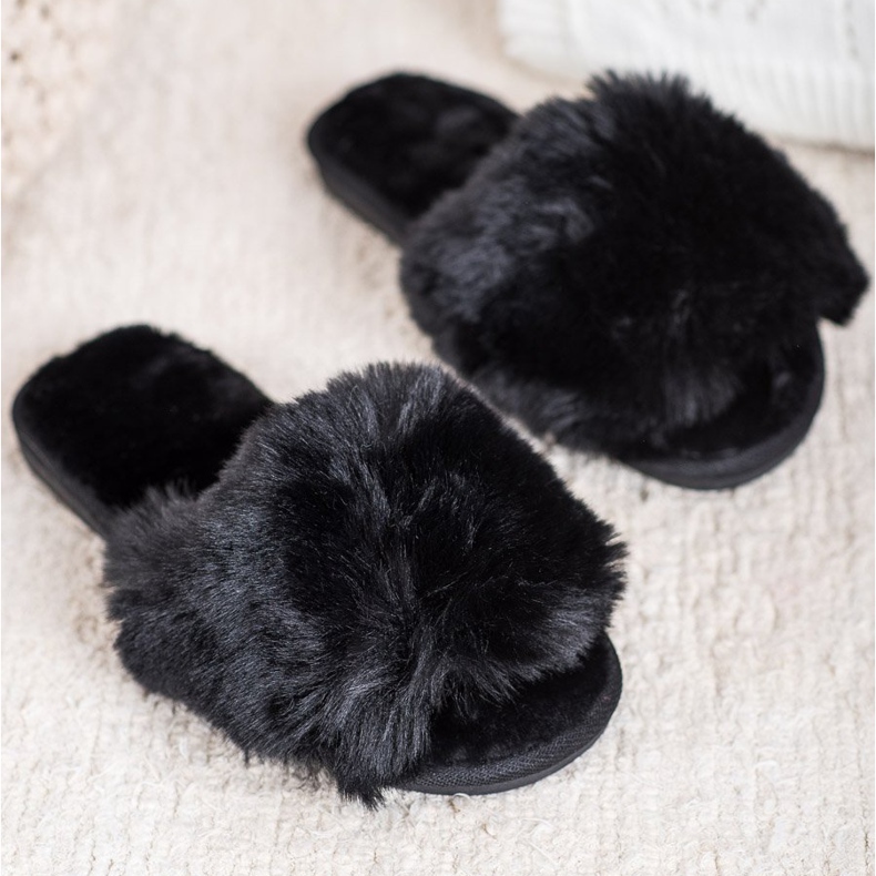 Bona Stylowe Czarne Kapcie 1