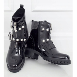 Botki lakierowane czarne DA61P Black Patent 1
