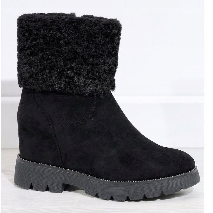 Czarne zamszowe botki ocieplane Bodri 1