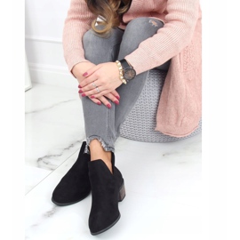 Botki z wycięciem czarne CM-8M4-1 Black 1