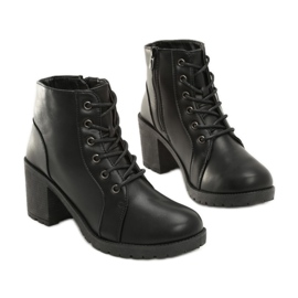 Vices T132-38-black czarne 1