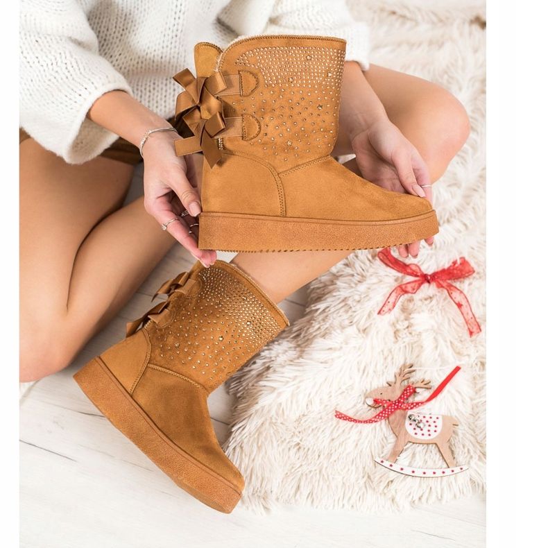 Small Swan Mukluki Z Kryształkami brązowe 1