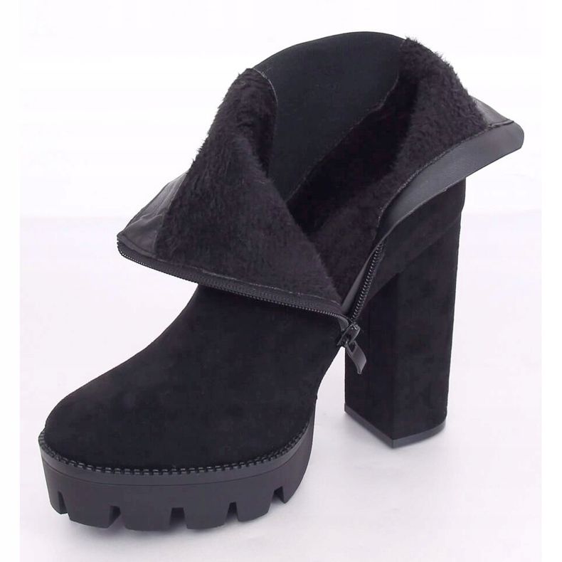 Botki na platformie sztyblety czarne DA30P Black 2
