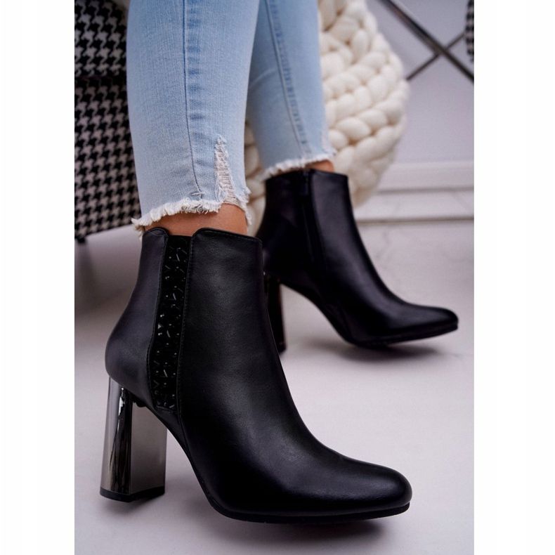 Botki Damskie Na Srebrnym Słupku Czarne Peve 2