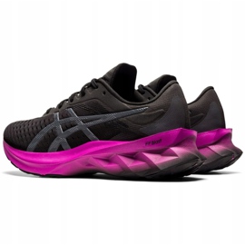 Buty do biegania Asics Novablast W 1012A584 004 czarne 1