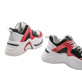 Czerwone sneakersy Thenisse białe czarne 4