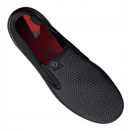Buty adidas Sleuth Slip-On M EE8941 czarne szare 1