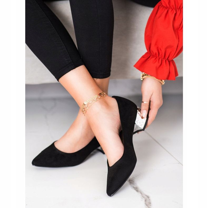 Filippo Czarne Czółenka Ze Złotym Obcasem 1