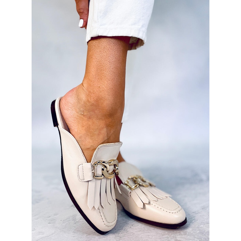 Klapki mokasyny z łańcuchem beżowe T501 Beige beżowy 1