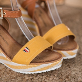 Goodin Modne Sandały Na Koturnie brązowe wielokolorowe żółte 1