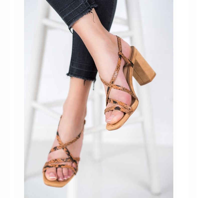 Kylie Sandały Na Słupku Snake Print brązowe 2