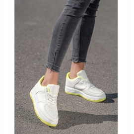 SHELOVET Sneakersy Na Platformie białe 1