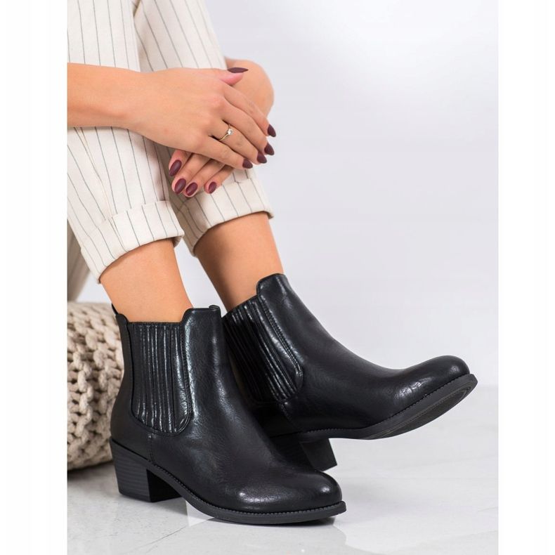 Ideal Shoes Klasyczne Wsuwane Botki czarne 2