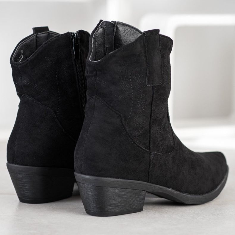 Ideal Shoes Kowbojki Z Zamszu czarne 1